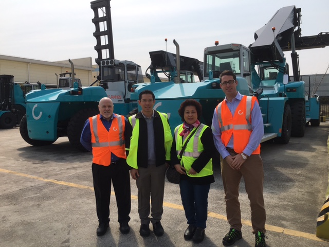 Thaireefer and Konecranes in Shanghai